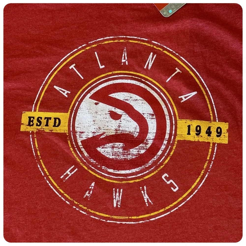 XL - Atlanta Hawks Tee - Picture 2 of 3